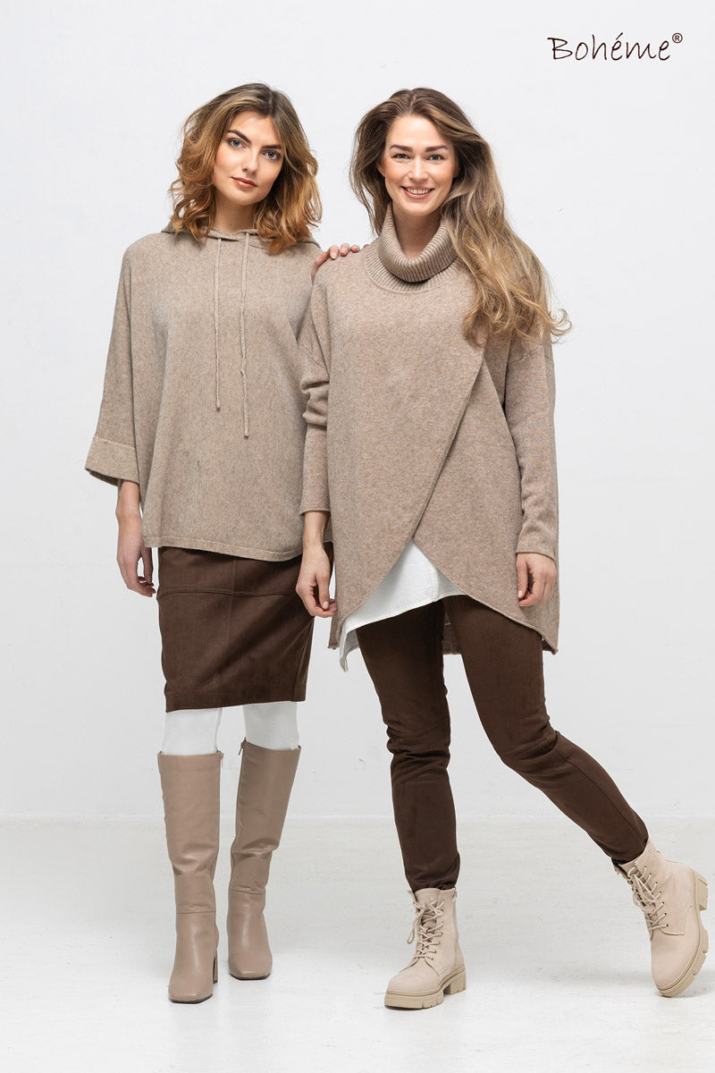 Genser med hette B12448