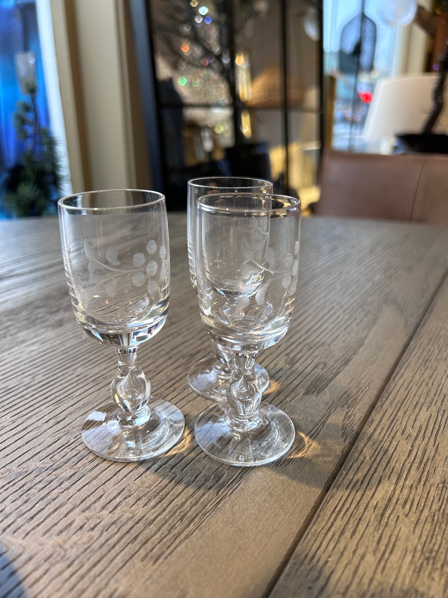 Vintage snapsglass